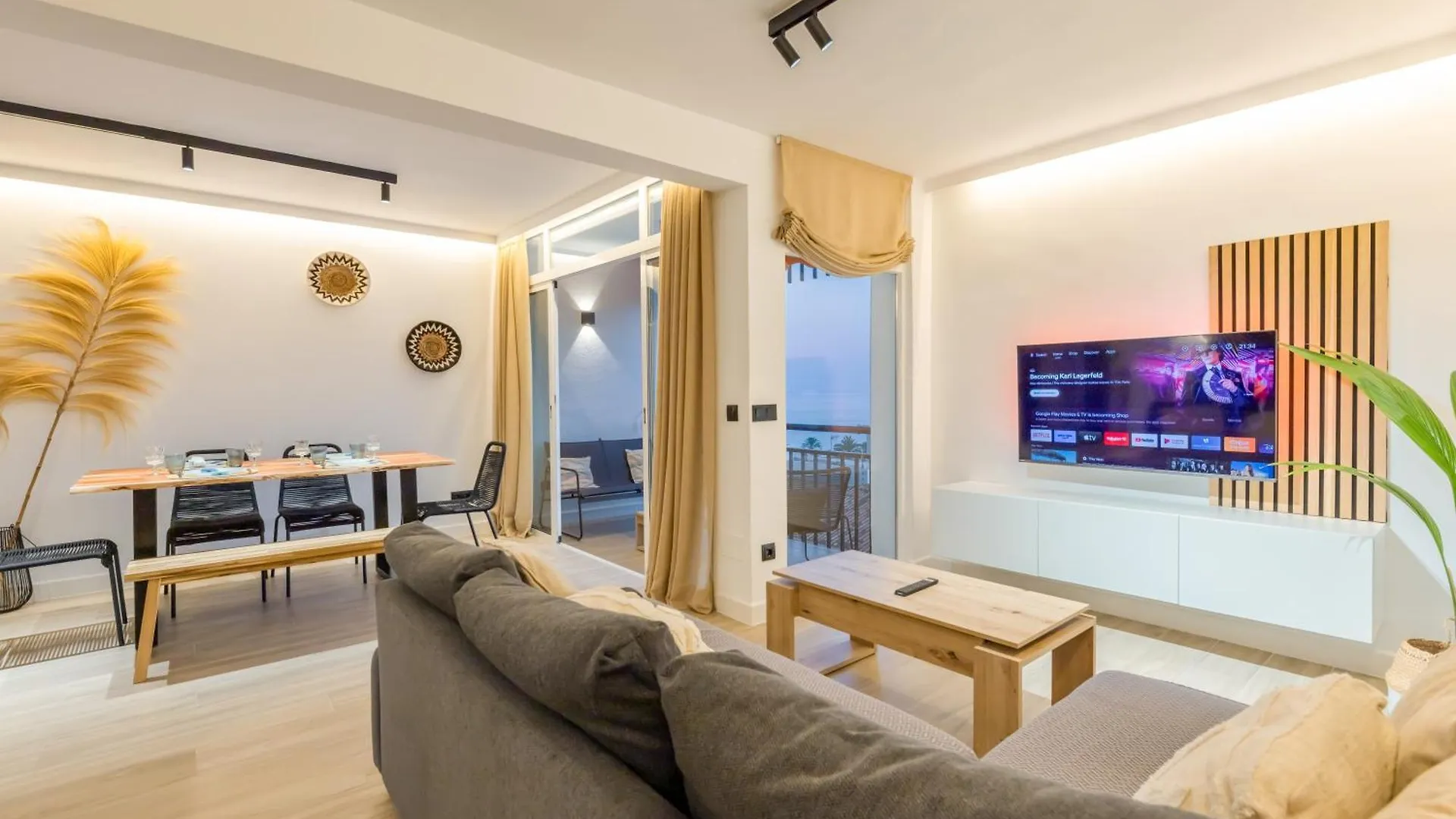 Apartamento Con Vistas Al Mar Cerca Del Puerto Benalmadena